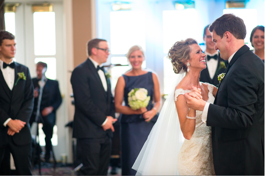 Nevillewood Country Club Bride and Groom First Dance