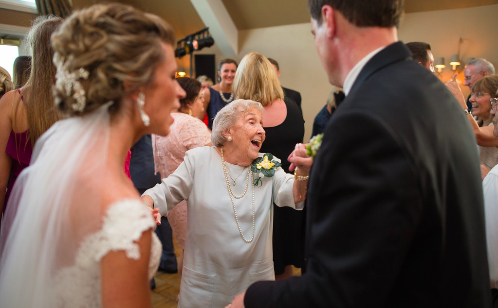 Nevillewood Country Club Bride and Family Dance
