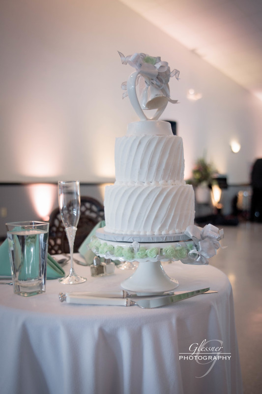 Bakersville Fire Hall Pittsburgh Wedding White Wedding Cake