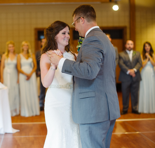 Seven Springs Pittsburgh Wedding Bride and Groom Dance